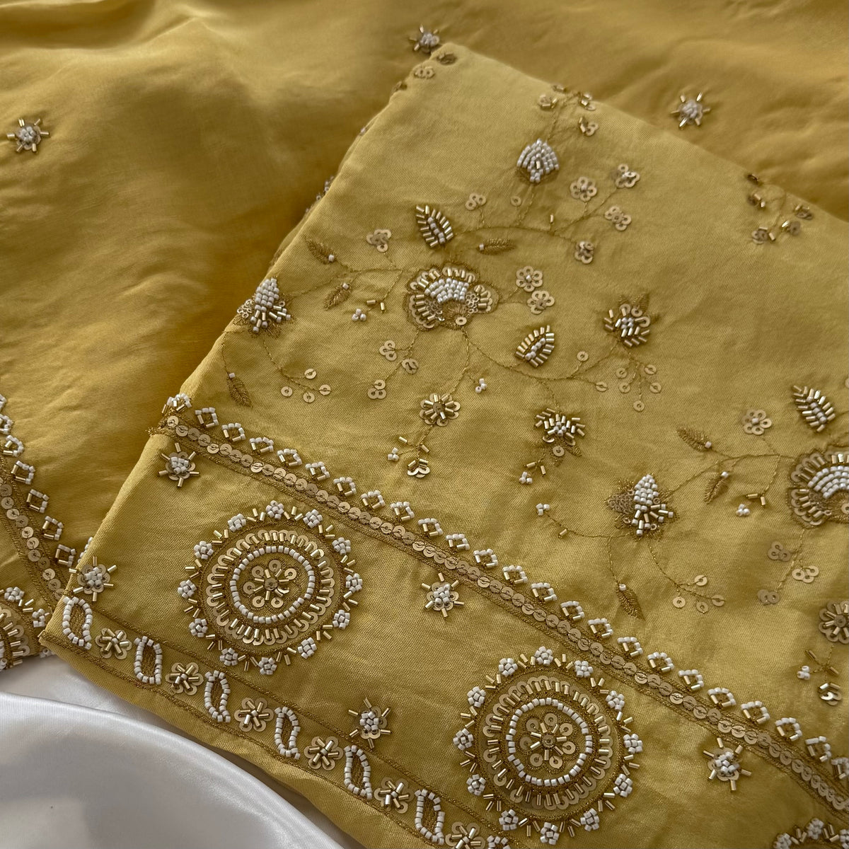 The Ivory Pearl - Gharara